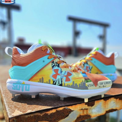 UNDER ARMOR "SALUTE TO THE STATUE OF LIBERTY"